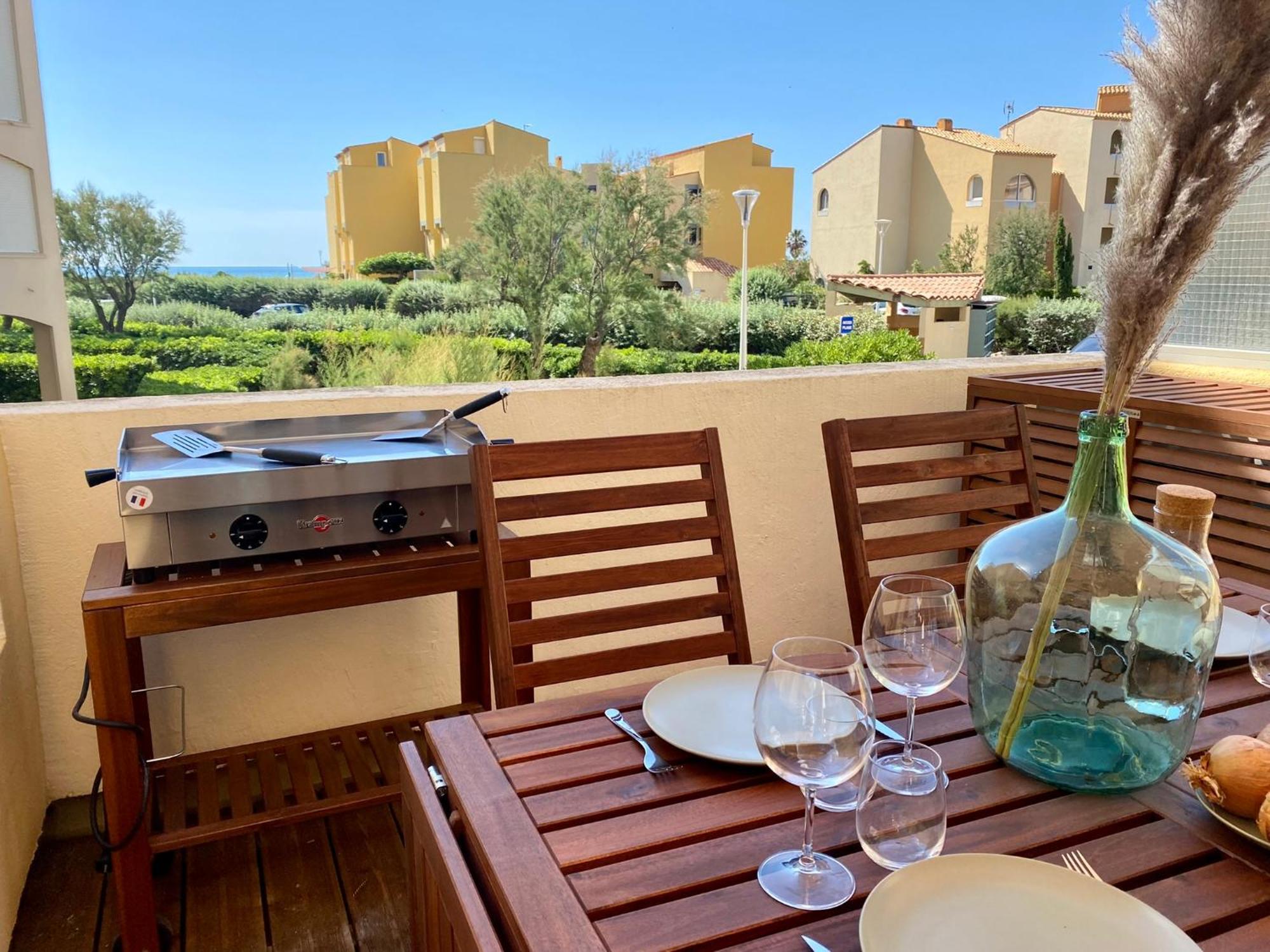 Terrasse Vue Mer 2 Pieces A Leucate Avec Piscine Apartment Стая снимка